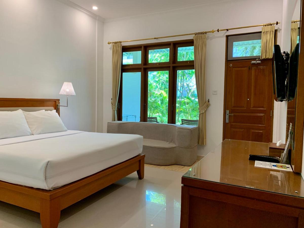 Febri'S Hotel & Spa Kuta Lombok Eksteriør bilde
