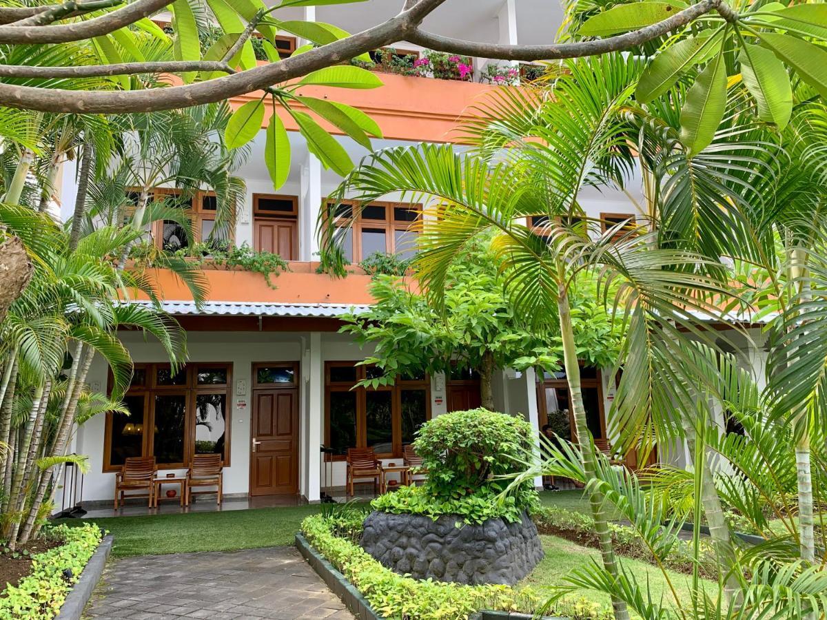 Febri'S Hotel & Spa Kuta Lombok Eksteriør bilde